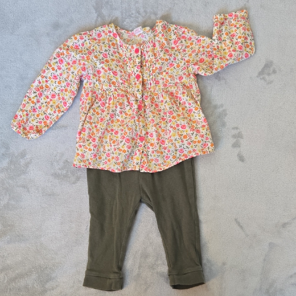 OshKosh B'gosh Floral Top And Old Navy Olive Leggings
